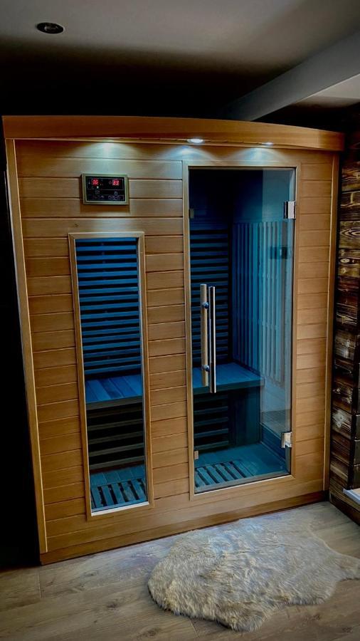 Le Garden & Spa Compiegne Bagian luar foto